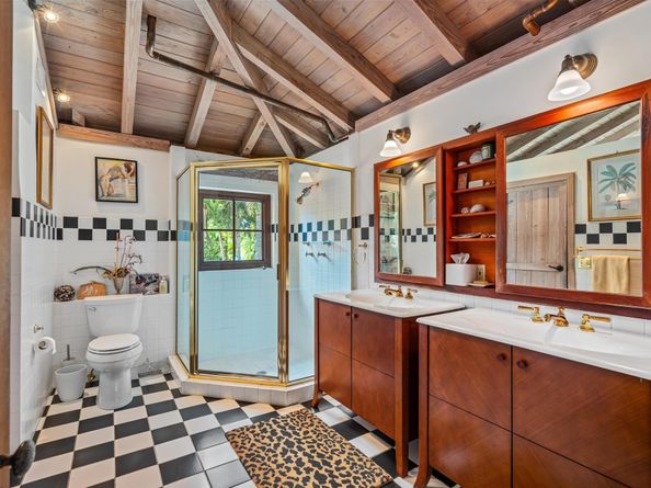 334 Palm Trail, Delray Beach FL 33483