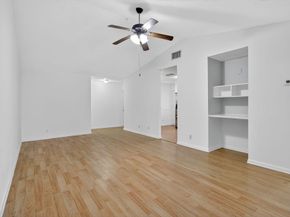 5668 Waltham Way, Lake Worth FL 33463