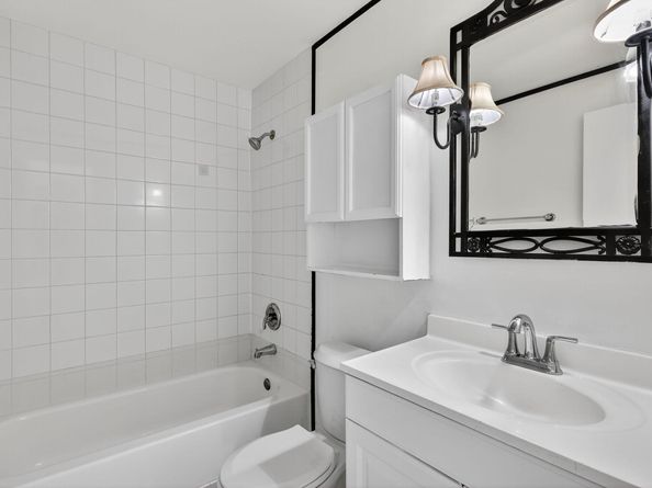 5668 Waltham Way, Lake Worth FL 33463