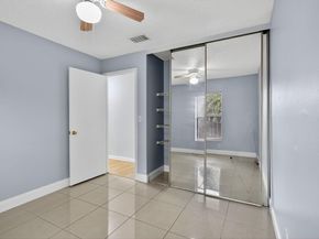 5668 Waltham Way, Lake Worth FL 33463