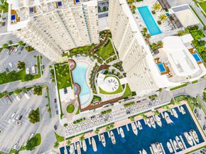 220 Lake Shore Drive 2106, Lake Park FL 33403