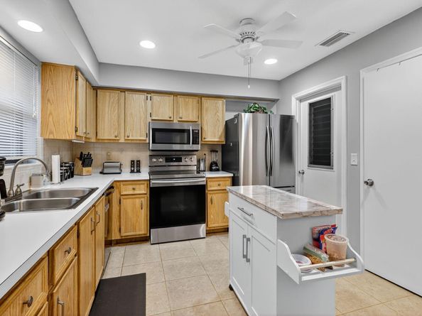 9790 Tabebuia Tree Drive A, Boynton Beach FL 33436
