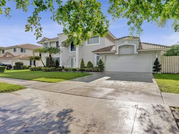 930 Greenbriar Ave
