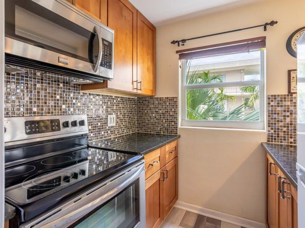 4001 S South Ocean Boulevard 200, South Palm Beach FL 33480