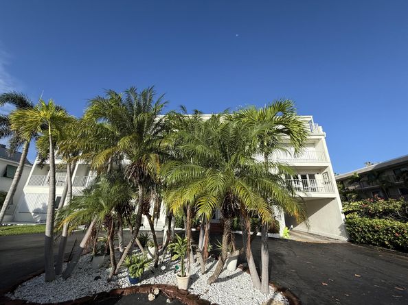 4001 S South Ocean Boulevard 200, South Palm Beach FL 33480