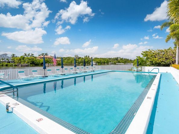 4001 S South Ocean Boulevard 200, South Palm Beach FL 33480