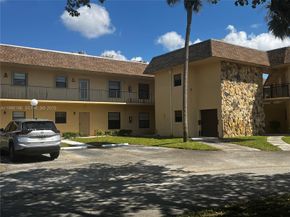 200 Berkley Road 123, Hollywood FL 33024