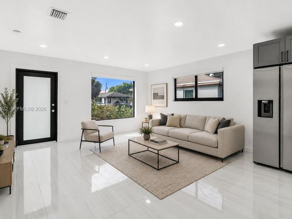 528 NW 3rd Court, Hallandale Beach FL 33009