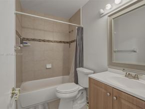 9853 Riverside Drive 824, Coral Springs FL 33071