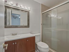 9853 Riverside Drive 824, Coral Springs FL 33071