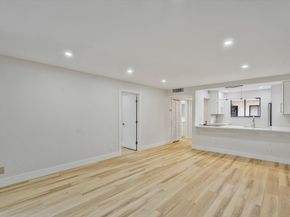 5220 Las Verdes Circle 321, Delray Beach FL 33484