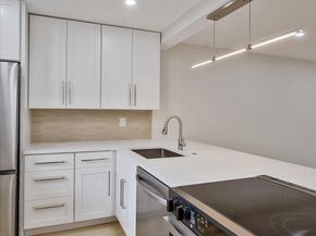 5220 Las Verdes Circle 321, Delray Beach FL 33484