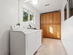 8 Bell Lane, Palm Springs FL 33406