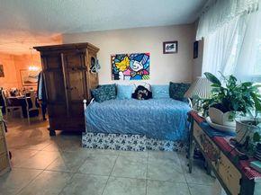 910 South Drive B, Delray Beach FL 33445