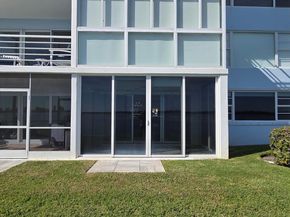 60 Yacht Club Drive 103, North Palm Beach FL 33408