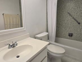 60 Yacht Club Drive 103, North Palm Beach FL 33408