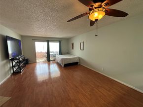 2206 S Cypress Bend Dr 305, Pompano Beach FL 33069