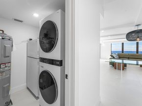 5380 N Ocean Drive 19d, Singer Island FL 33404