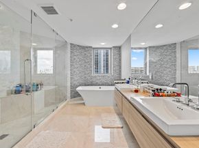 17111 Biscayne Blvd 503, Aventura FL 33160