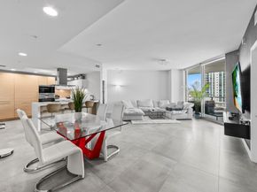 17111 Biscayne Blvd 503, Aventura FL 33160