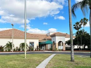 5696 Muirfield Village Circle, Lake Worth FL 33463