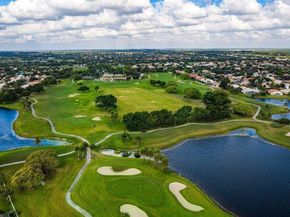 5696 Muirfield Village Circle, Lake Worth FL 33463