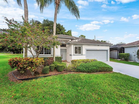 7707 NW 79th Street, Tamarac FL 33321