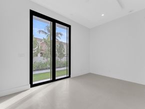 913 Denery Lane, Delray Beach FL 33483