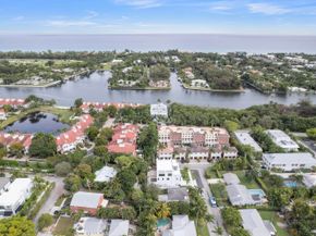 913 Denery Lane, Delray Beach FL 33483