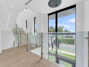 913 Denery Lane, Delray Beach FL 33483