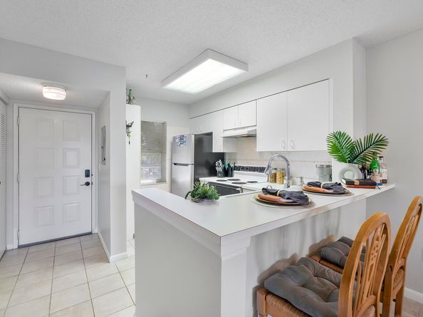 2236 N Cypress Bend Drive 311, Pompano Beach FL 33069