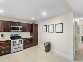 6044 Glendale Drive, Boca Raton FL 33433