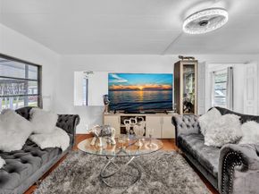 2061 SW 83rd Avenue, Davie FL 33324