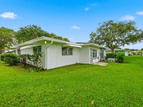 1043 NW 85th Avenue B4, Plantation FL 33322