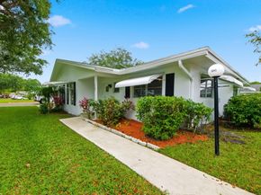 1043 NW 85th Avenue B4, Plantation FL 33322