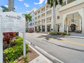 1203 Town Center Drive 313, Jupiter FL 33458
