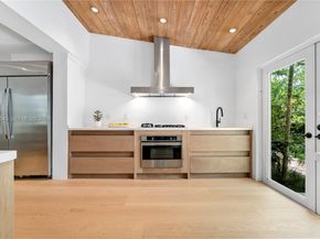 5812 Alton Road, Miami Beach FL 33140