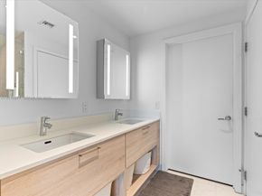 16385 Biscayne Boulevard 3103, North Miami Beach FL 33160