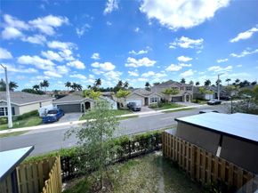 1088 NW 208th Terrace 1088, Miami Gardens FL 33169