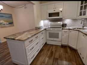 234 Pine Hov D1, Greenacres FL 33463