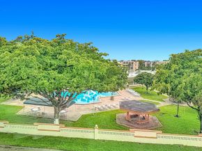 4270 NW 40th Street 401, Lauderdale Lakes FL 33319