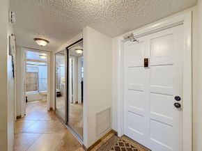 4270 NW 40th Street 401, Lauderdale Lakes FL 33319