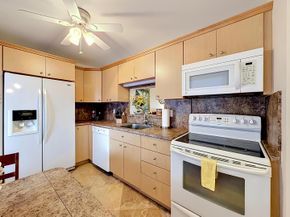 4270 NW 40th Street 401, Lauderdale Lakes FL 33319