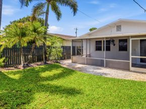 735 NE 34th Court, Oakland Park FL 33334