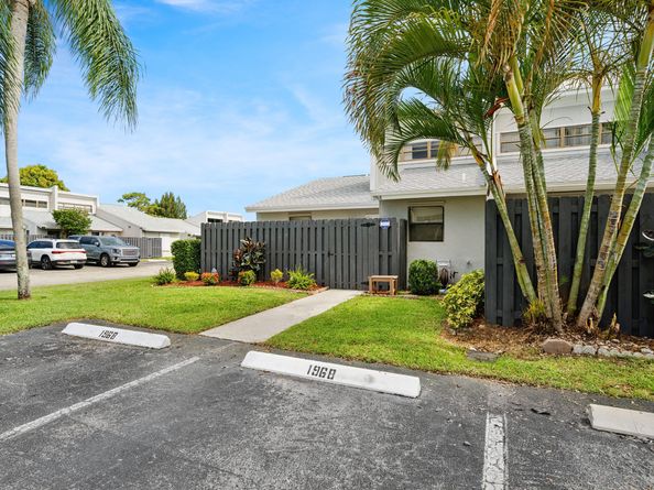 1968 Monks Court, West Palm Beach FL 33415