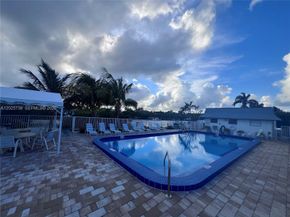 4201 S Ocean Boulevard J2, South Palm Beach FL 33480