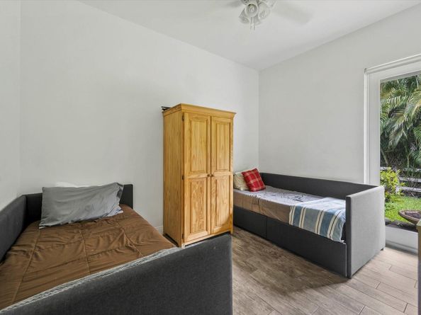 2439 Appaloosa Trail, Wellington FL 33414