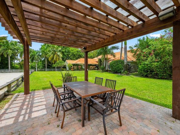 2439 Appaloosa Trail, Wellington FL 33414