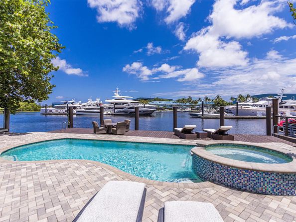 1998 SW 16th Ct, Fort Lauderdale FL 33312
