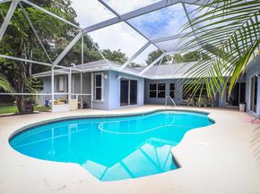 15857 87th Trail N, Palm Beach Gardens FL 33418